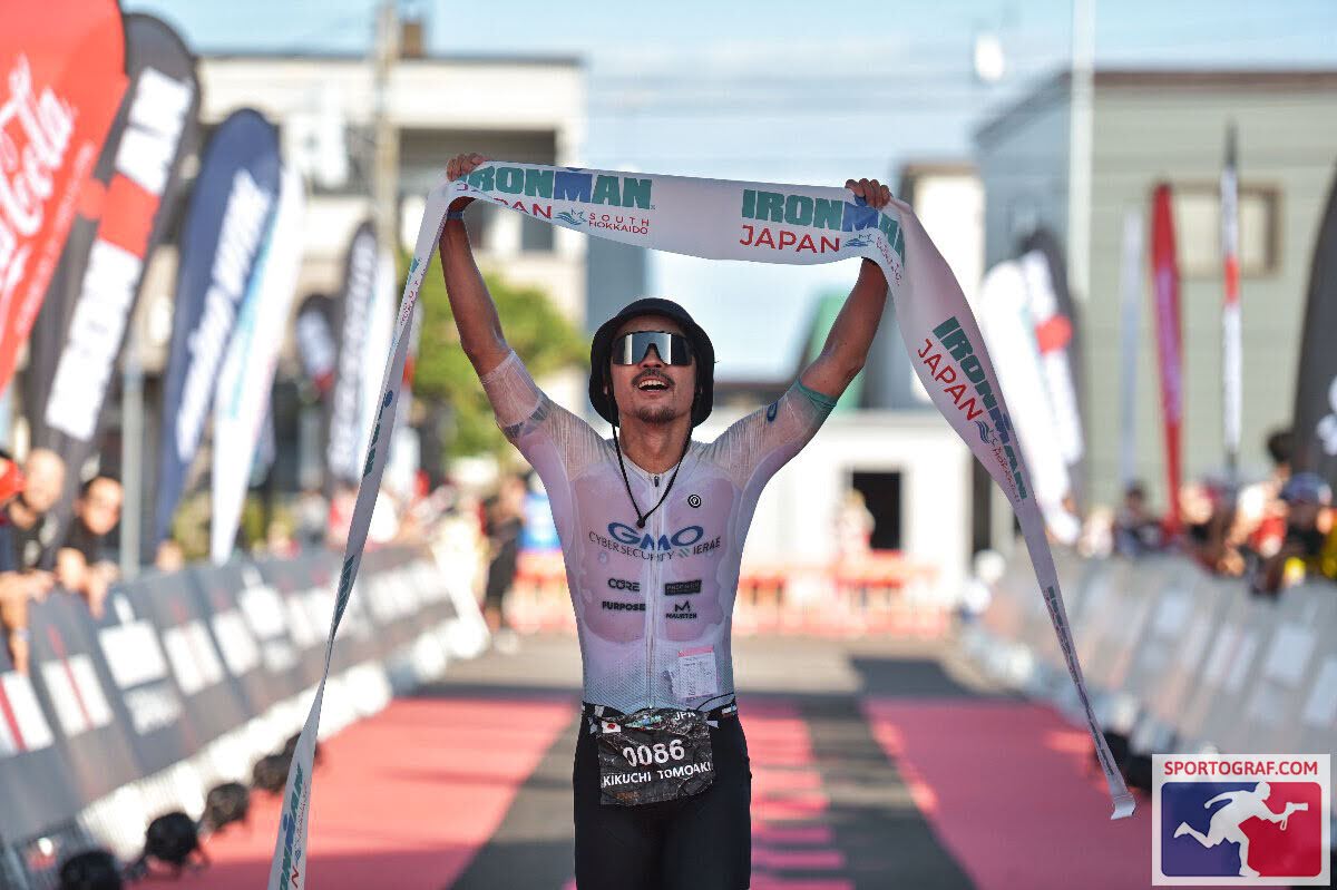 パートナーの菊池 朋明が国際的なトライアスロン大会「IRONMAN Japan